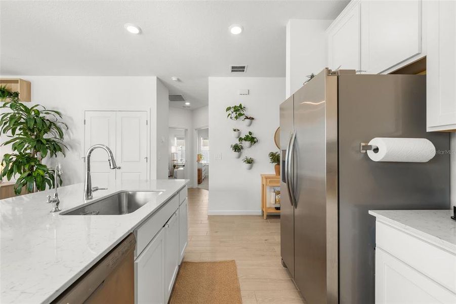 Furnished interior view inside a new home in Country Lane Estates, Williston (Image 13).