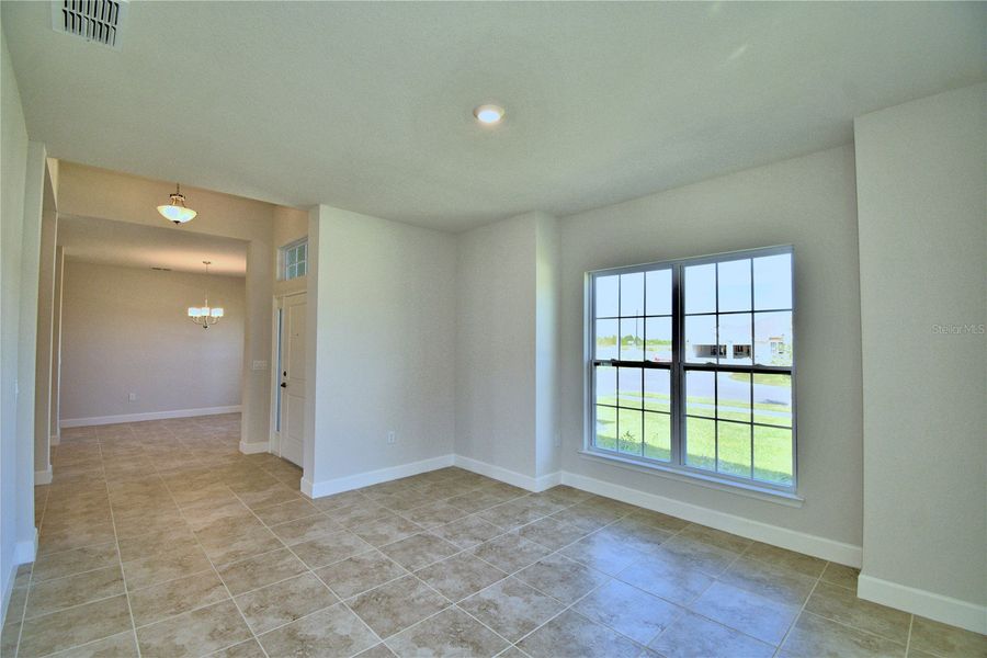 Spacious, unfurnished interior of a new home in Cadence Crossing, Auburndale (Image 16). Spacious, unfurnished interior of a new home in Cadence Crossing, Auburndale (Image 16).