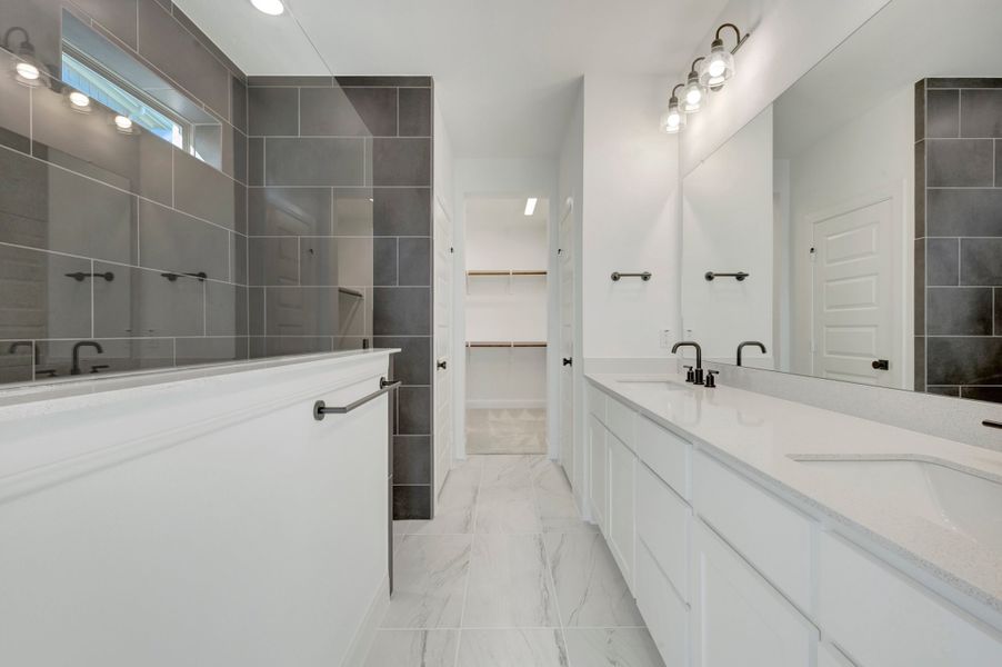 Owner's Bath Owner's Bath