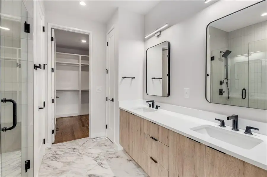 Furnished interior view inside a new home in Ten 5 Summerhill, Atlanta (Image 10).