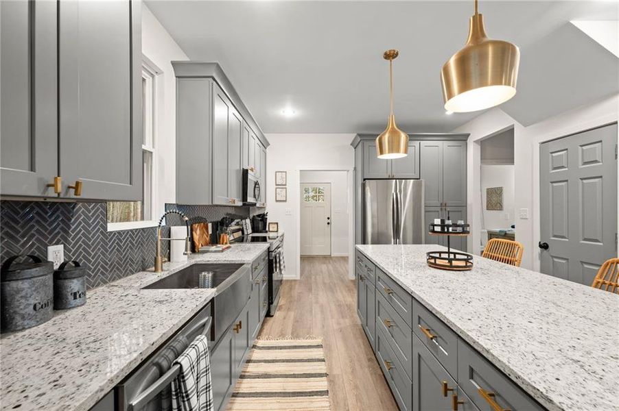 Furnished interior view inside a new home in , Dahlonega (Image 9).