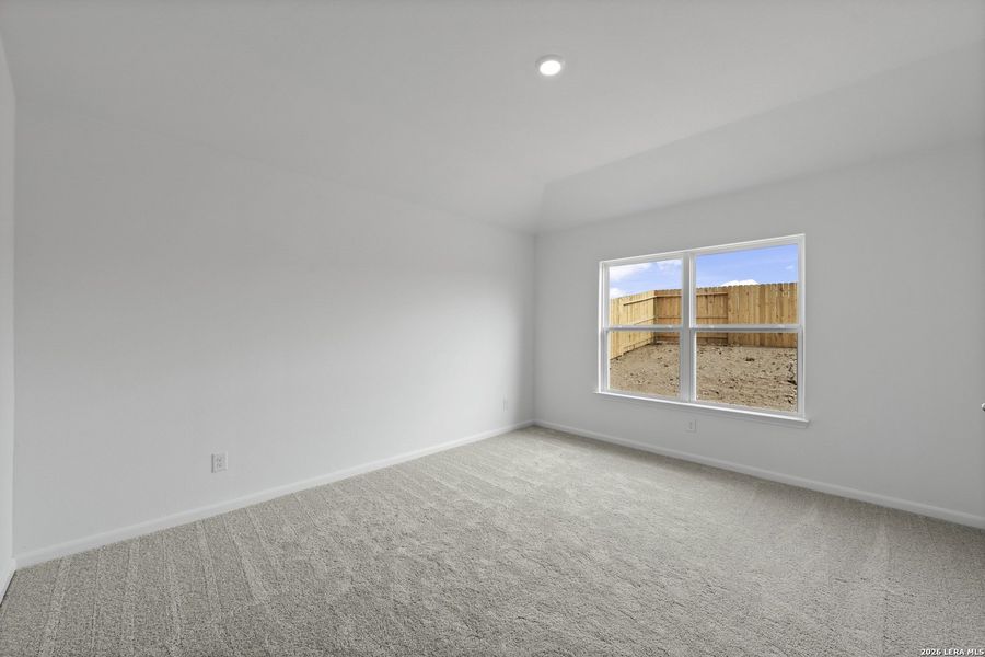 Spacious, unfurnished interior of a new home in , Lytle (Image 10).