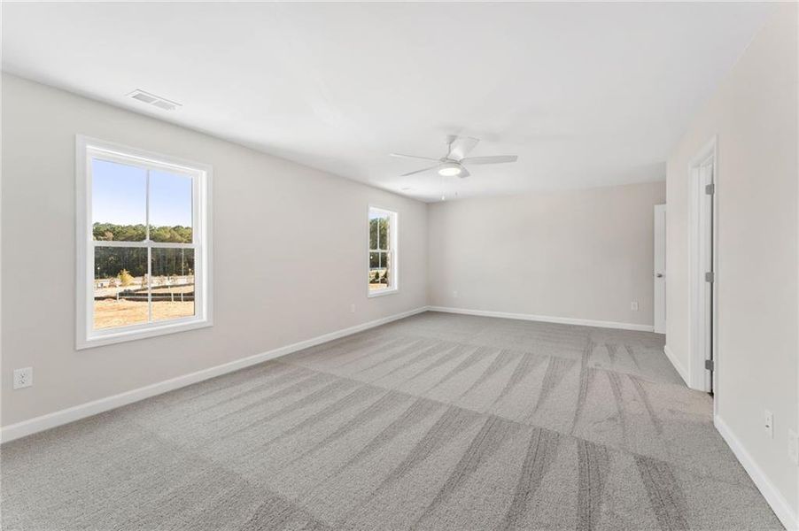 Spacious, unfurnished interior of a new home in Wildwood Place, Powder Springs (Image 24).
