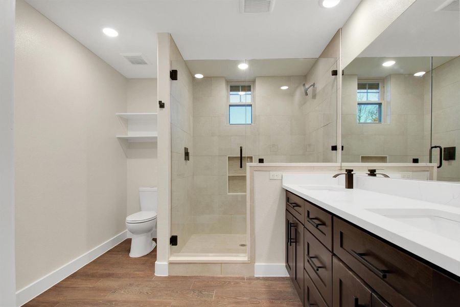 Furnished interior view inside a new home in , Bastrop (Image 8).