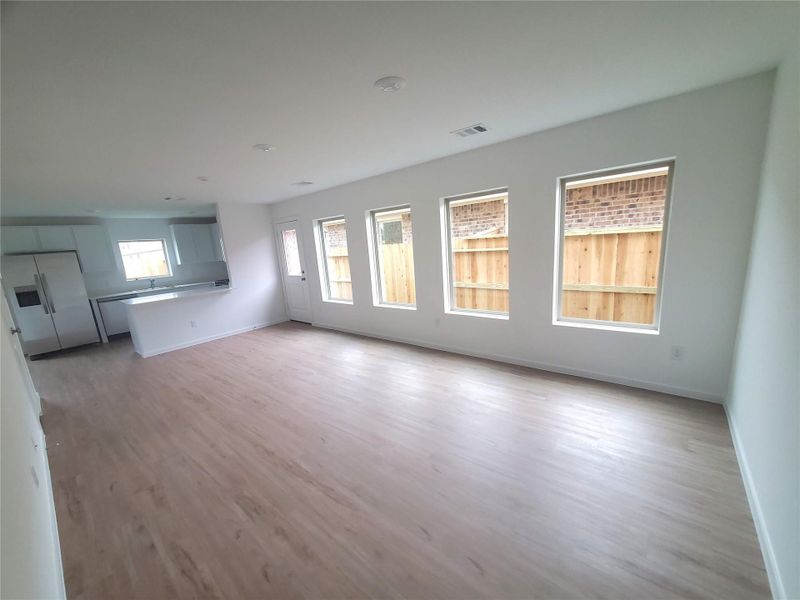 Spacious, unfurnished interior of a new home in Windrose Green, Angleton (Image 14).