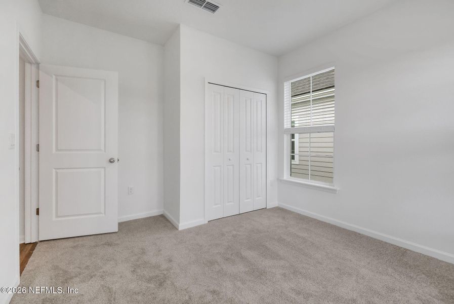 Spacious, unfurnished interior of a new home in Amberly, Green Cove Springs (Image 40).