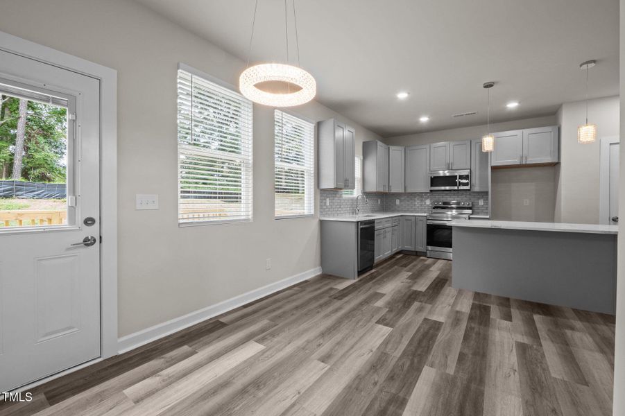 52-web-or-mls-P1078626_1