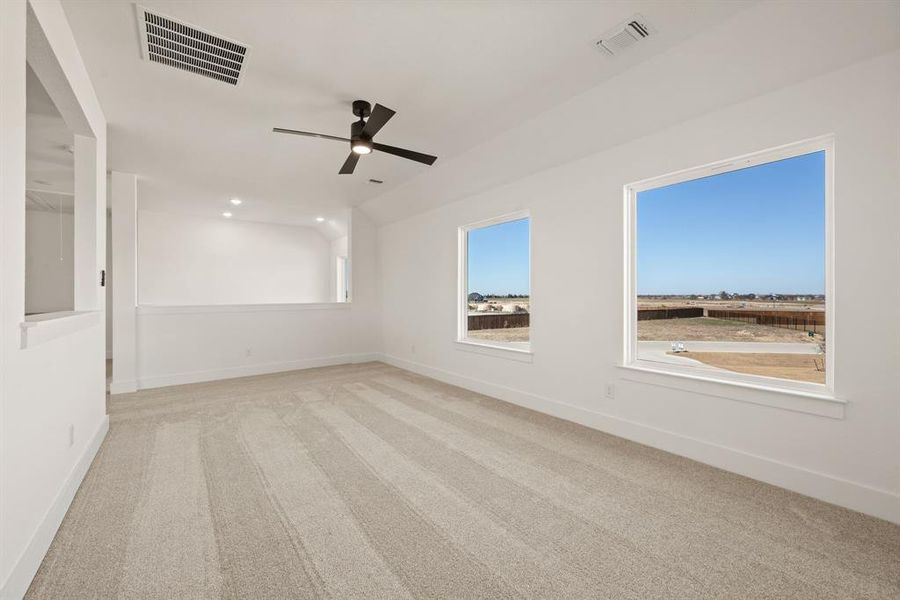 Spacious, unfurnished interior of a new home in Settlers Glen, New Fairview (Image 30).