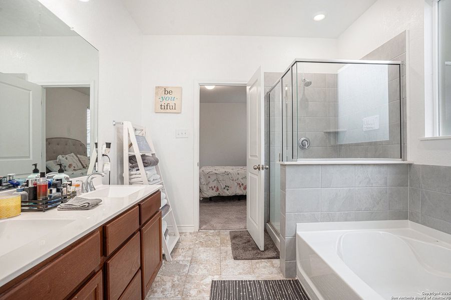 Furnished interior view inside a new home in Medina Crossing, Von Ormy (Image 3).