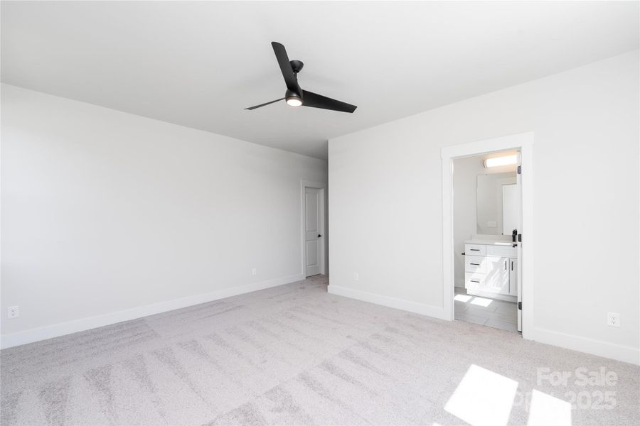 Spacious, unfurnished interior of a new home in , Hickory (Image 20).