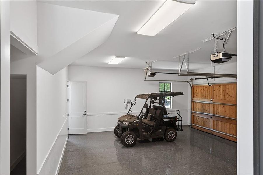 Furnished interior view inside a new home in , Roswell (Image 34).