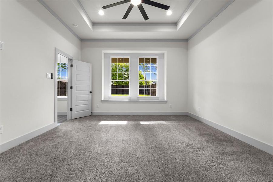 Spacious, unfurnished interior of a new home in , Dallas (Image 12).