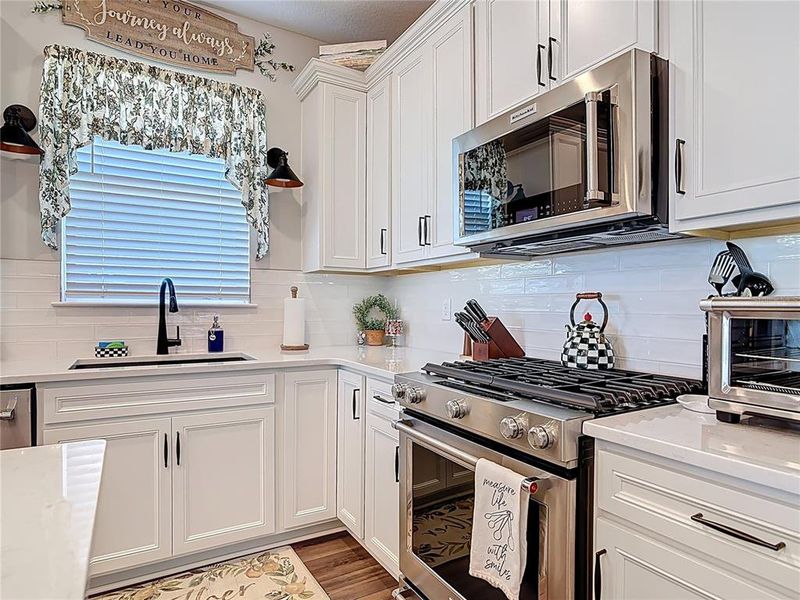 Furnished interior view inside a new home in , Minneola (Image 14).