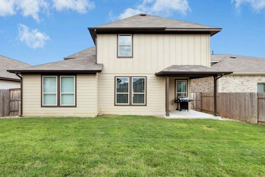 Room for a swing set, outdoor kitchen - endless options. Room for a swing set, outdoor kitchen - endless options.