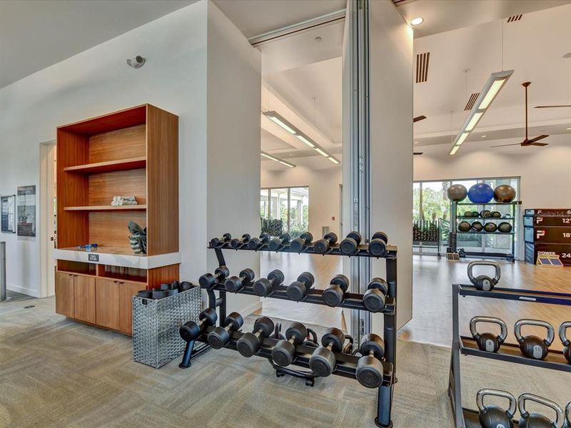 Community amenities in , Wesley Chapel (Image 70).