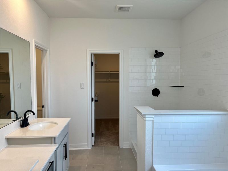 Furnished interior view inside a new home in Oakwood Estates, Waller (Image 19). Furnished interior view inside a new home in Oakwood Estates, Waller (Image 19).