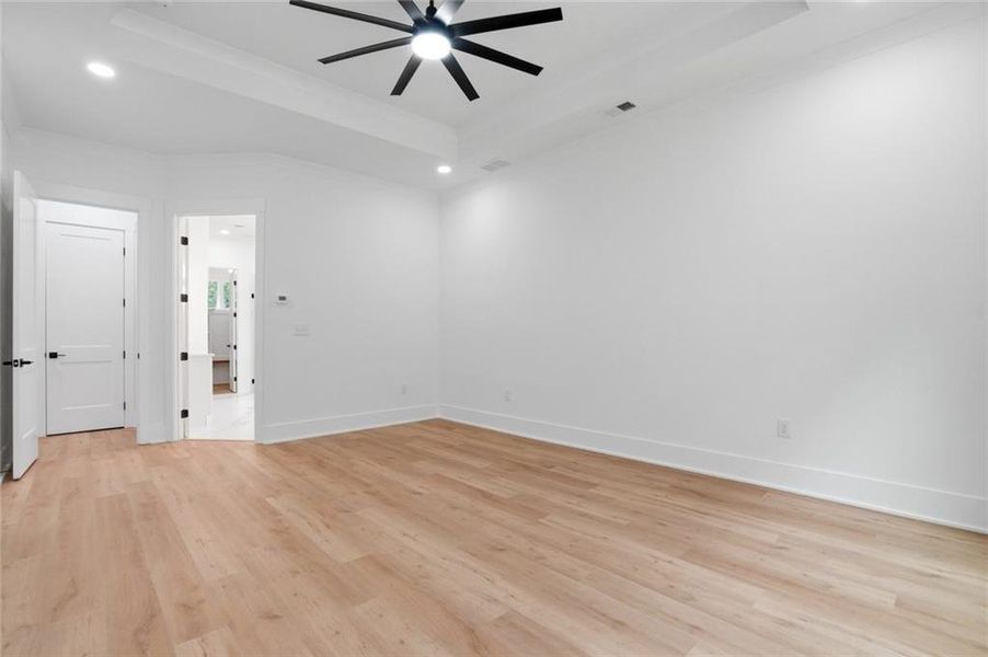 Spacious, unfurnished interior of a new home in , Covington (Image 58).