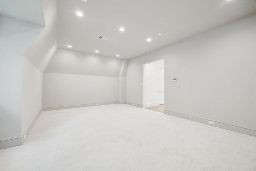 Oversized third floor flex space. Perfect for a gameroom, lounge, office, or more! Oversized third floor flex space. Perfect for a gameroom, lounge, office, or more!