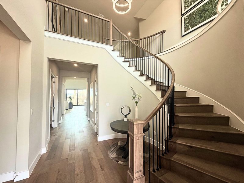 Furnished interior view inside a new home in Crescent Bluff, Georgetown (Image 5).