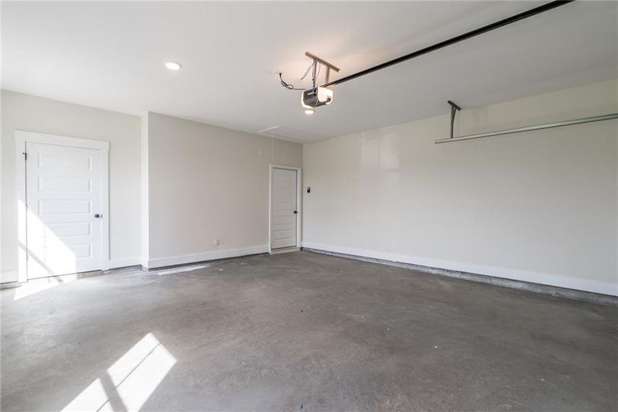 Spacious, unfurnished interior of a new home in , Social Circle (Image 27).