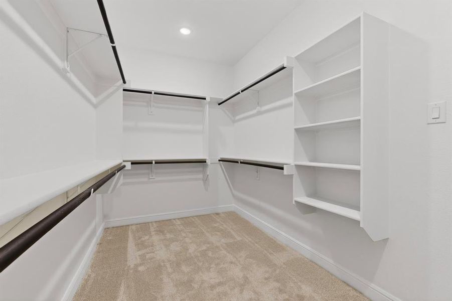 Spacious, unfurnished interior of a new home in , White Settlement (Image 18).