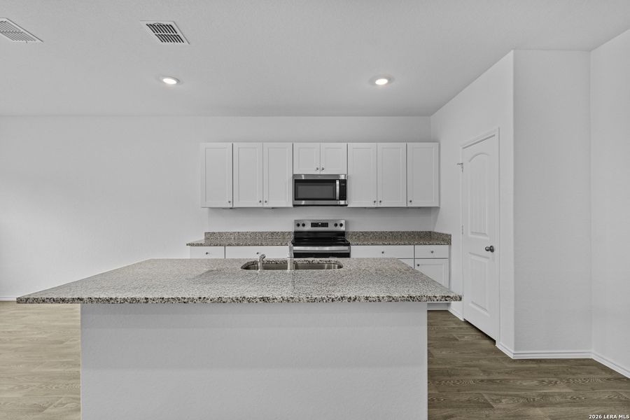 Furnished interior view inside a new home in Arroyo Ranch, Seguin (Image 9). Furnished interior view inside a new home in Arroyo Ranch, Seguin (Image 9).
