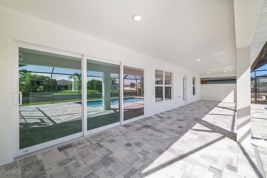 Spacious, unfurnished interior of a new home in Cape Coral, Cape Coral (Image 31). Spacious, unfurnished interior of a new home in Cape Coral, Cape Coral (Image 31).