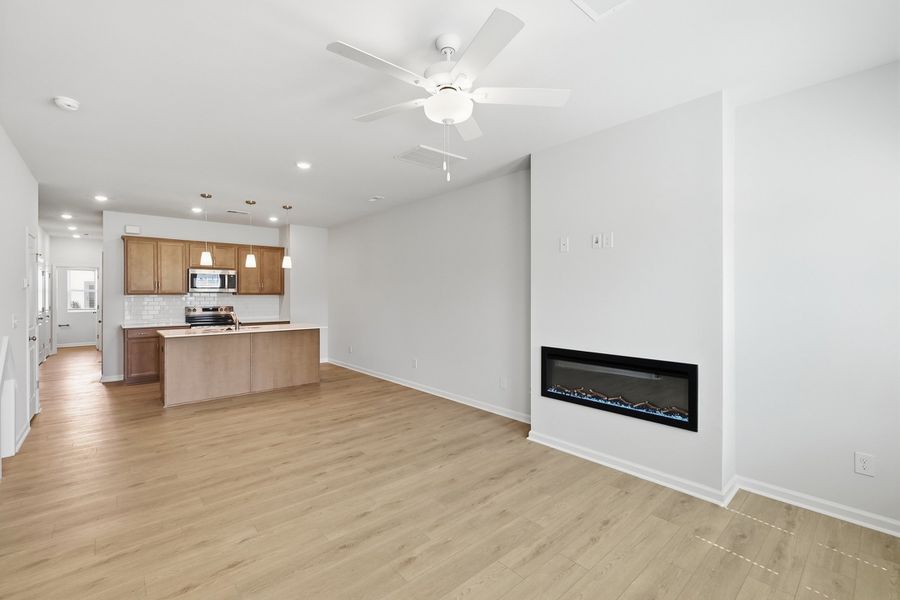 Spacious, unfurnished interior of a new home in Nichols Landing, Charlotte (Image 13).