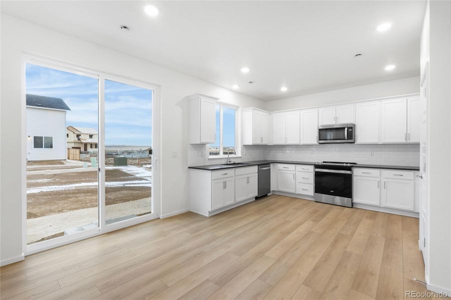 Furnished interior view inside a new home in Wolf Creek Run West, Strasburg (Image 12).