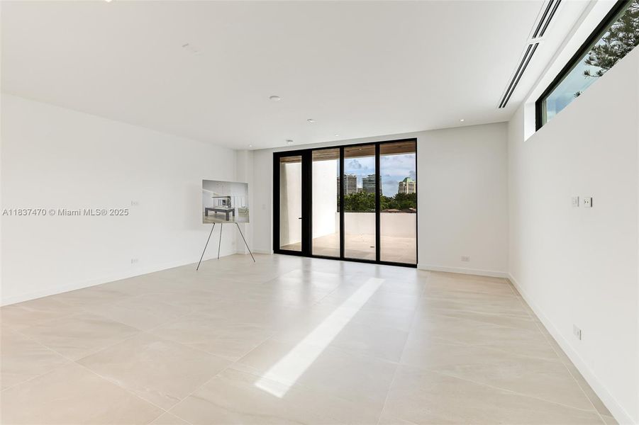 Spacious, unfurnished interior of a new home in , Miami (Image 20). Spacious, unfurnished interior of a new home in , Miami (Image 20).