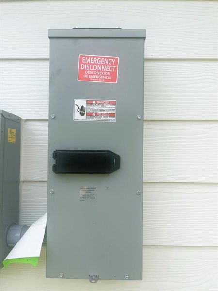 8914 Ivy Spring Ln shit off switch 8914 Ivy Spring Ln shit off switch