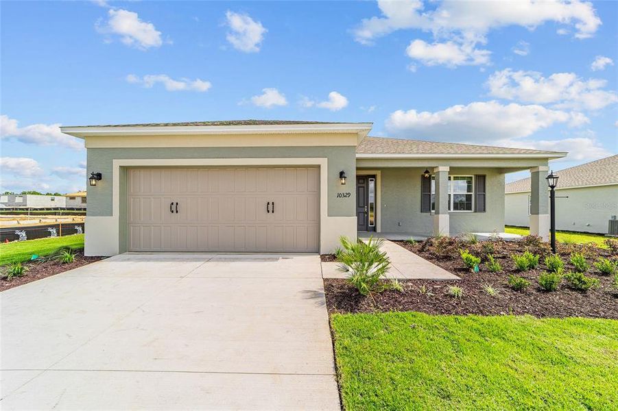 Exterior details and patio area of a home in , Ocala (Image 21). Exterior details and patio area of a home in , Ocala (Image 21).