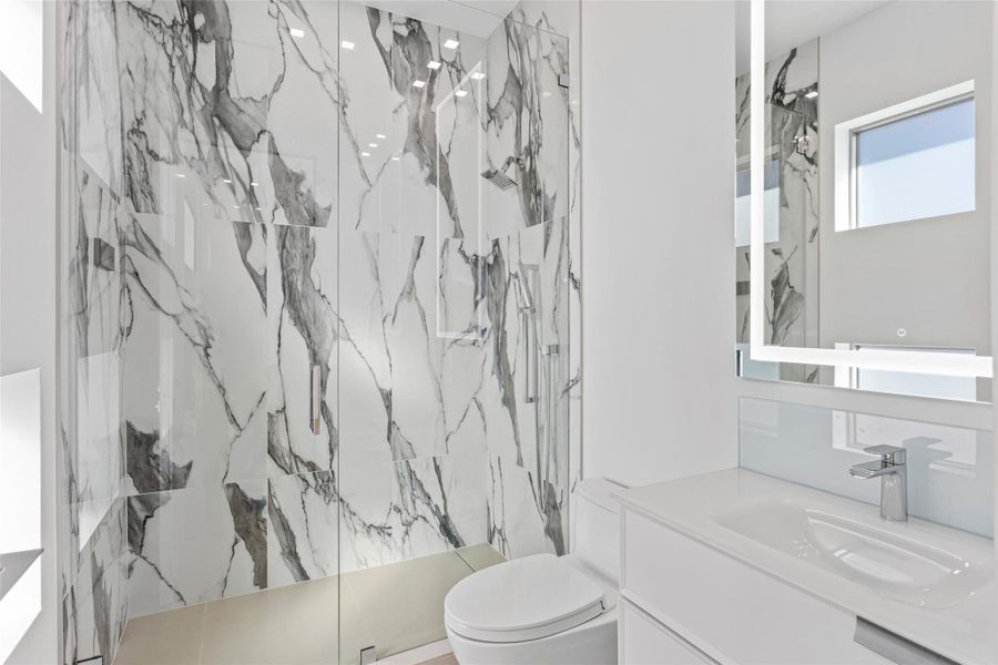 Furnished interior view inside a new home in , Fort Lauderdale (Image 25).