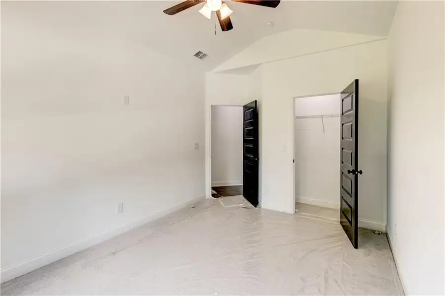 Spacious, unfurnished interior of a new home in , Villa Rica (Image 48).
