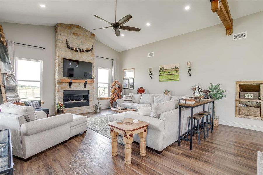 Furnished interior view inside a new home in , Blum (Image 7).