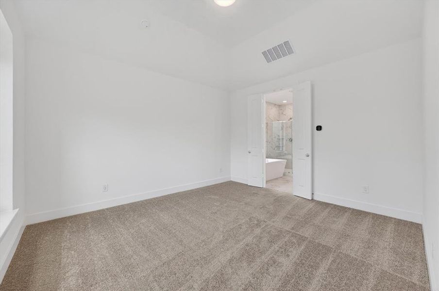 Spacious, unfurnished interior of a new home in Sonoma Verde, McLendon-Chisholm (Image 14). Spacious, unfurnished interior of a new home in Sonoma Verde, McLendon-Chisholm (Image 14).