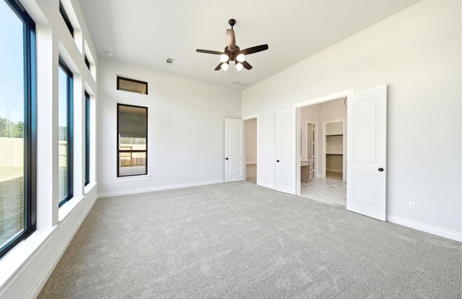 Spacious, unfurnished interior of a new home in The Highlands 55′, Porter (Image 38).