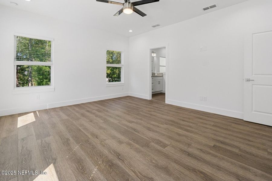 Spacious, unfurnished interior of a new home in , Jacksonville (Image 28). Spacious, unfurnished interior of a new home in , Jacksonville (Image 28).