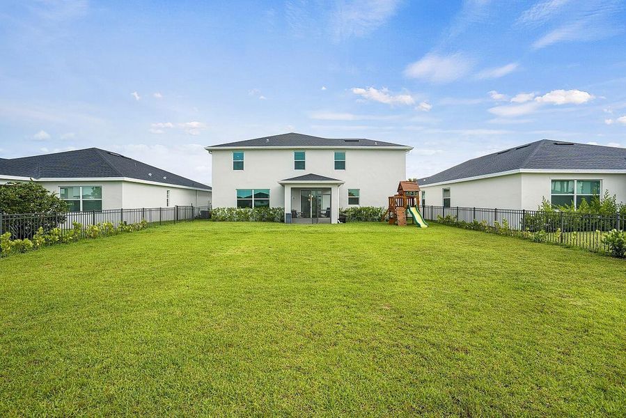 12273-SW-Roma-Cir-HigMedia-065-1280