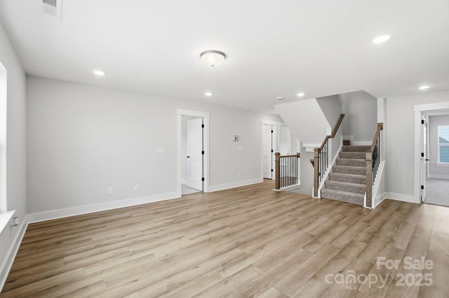 Spacious, unfurnished interior of a new home in Summerlin, Mooresville (Image 39).