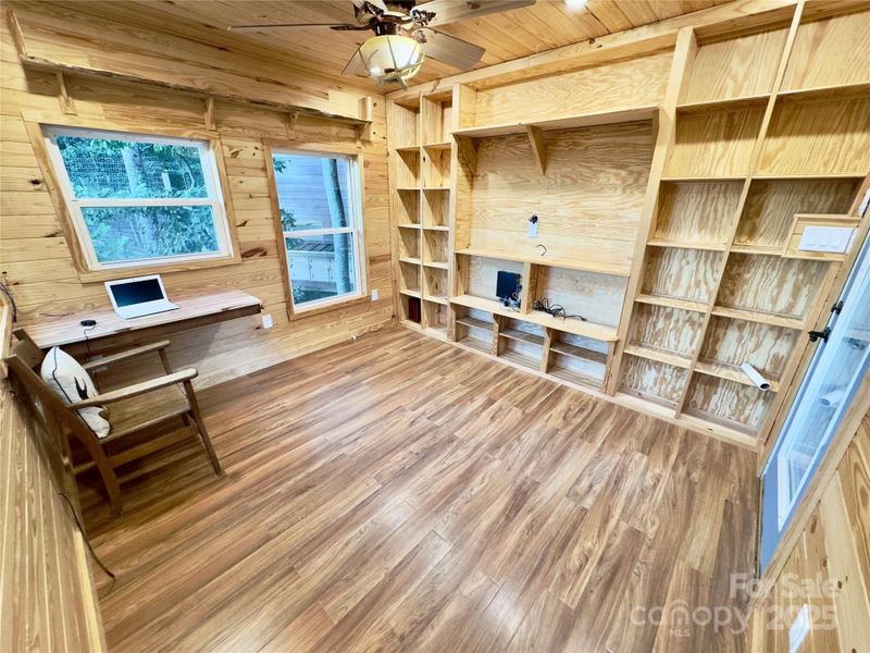 Image 32 of a home in .