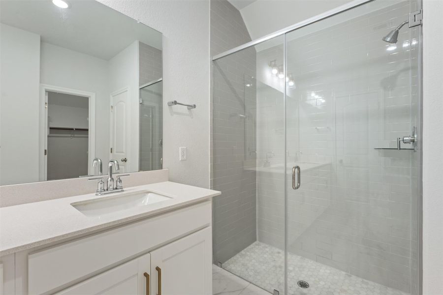 Photos are representative images and renderings for illustrative purposes only. Actual structural options and design images of the home may vary. Photos are representative images and renderings for illustrative purposes only. Actual structural options and design images of the home may vary.