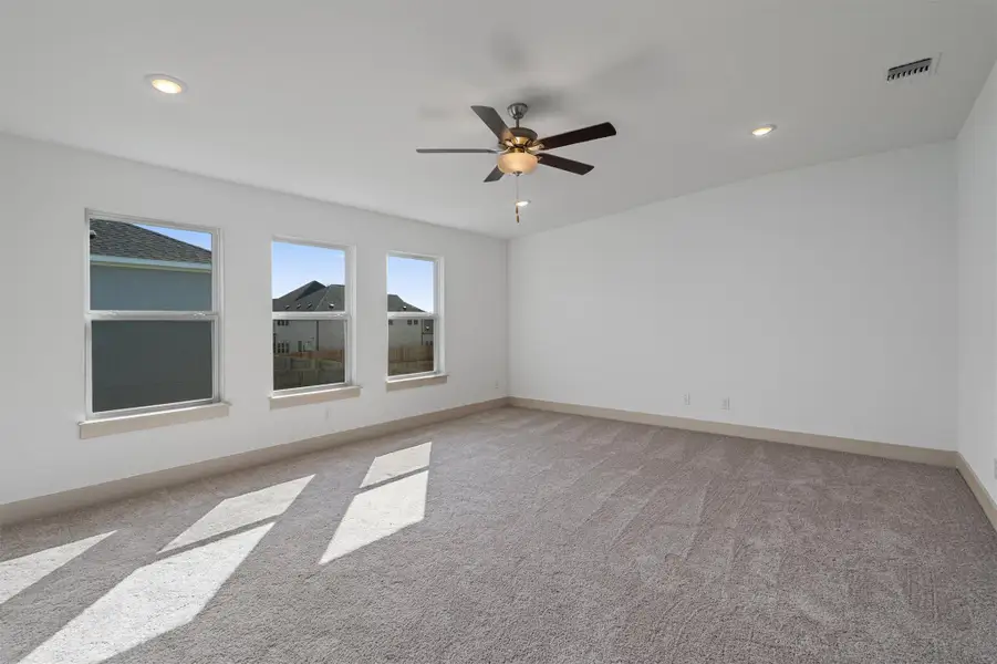 Spacious, unfurnished interior of a new home in , Pflugerville (Image 16).