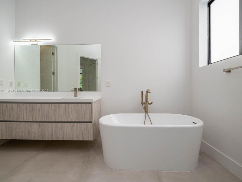 Furnished interior view inside a new home in , Miami (Image 30).