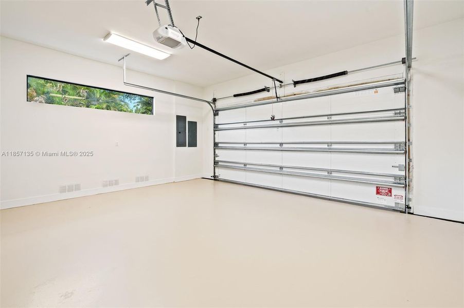 Image 28 of a home in . Image 28 of a home in .