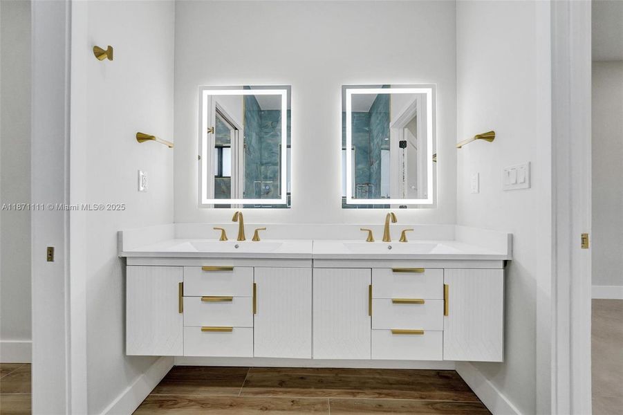 Image 77 of a home in . Image 77 of a home in .