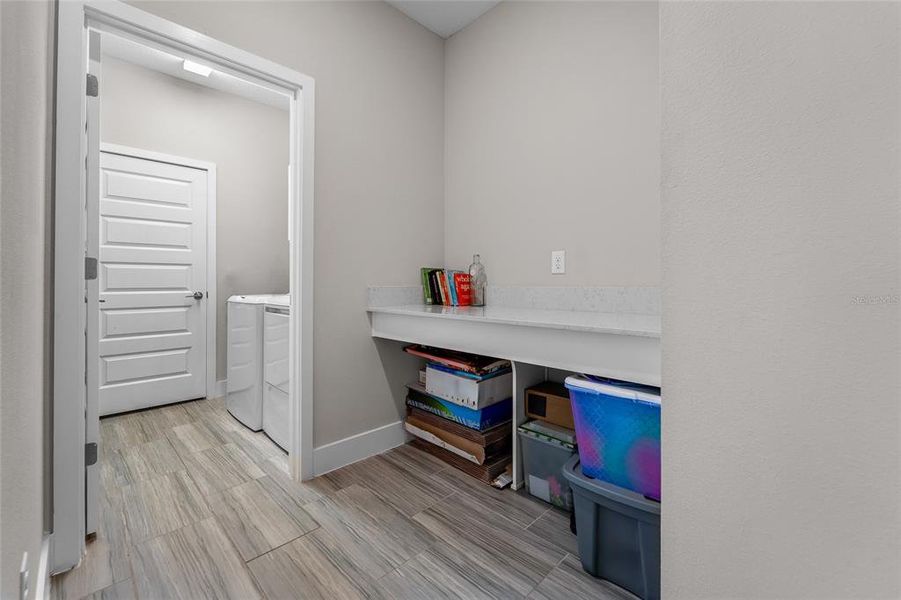 LAUNDRY AND OFFICE