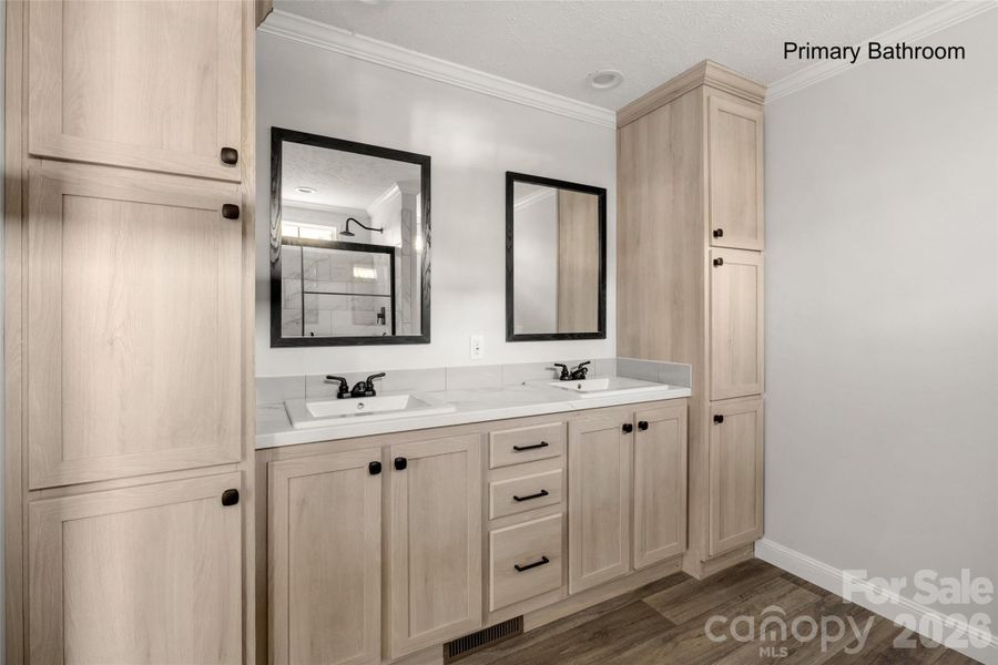 Furnished interior view inside a new home in , Lancaster (Image 6).