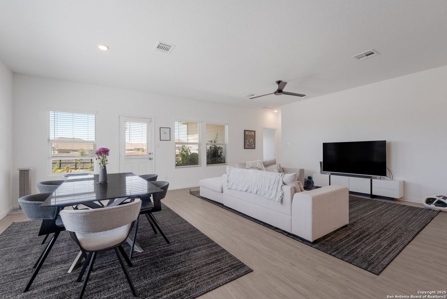 Furnished interior view inside a new home in Navarro Ranch: Coastline Collection, Seguin (Image 11). Furnished interior view inside a new home in Navarro Ranch: Coastline Collection, Seguin (Image 11).