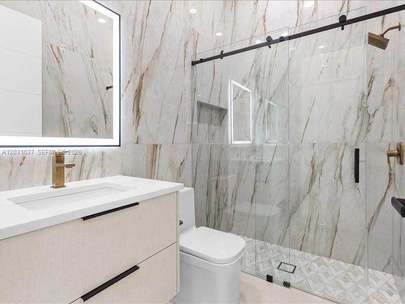 Furnished interior view inside a new home in , Port St. Lucie (Image 34).
